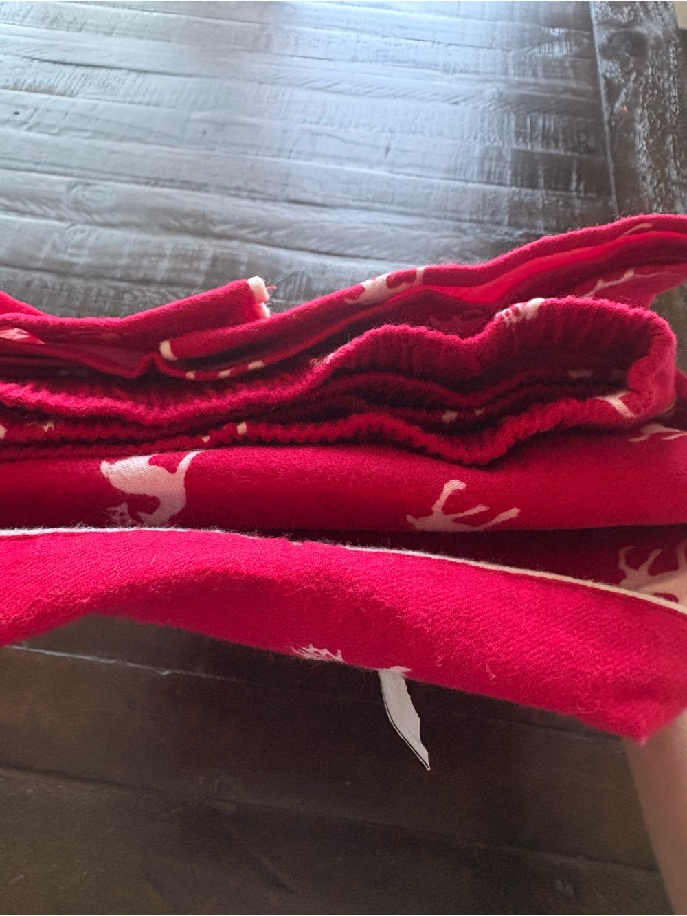 NWT Liz Claiborne Red Reindeer Cotton Flannel Pajama Set Women’s Small - Picture 7 of 9